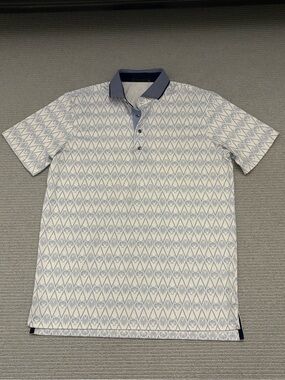 Greyson Short Sleeve Polo Shirt in Signature Wolf Pattern with Knit Collar